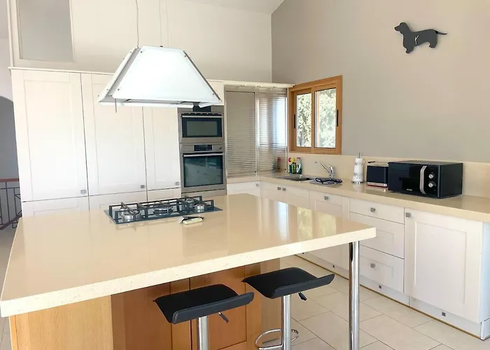 Stunning Sea View And Pool - The View Vila *