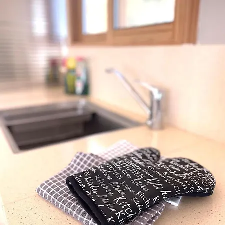 Stunning Sea View And Pool - The View