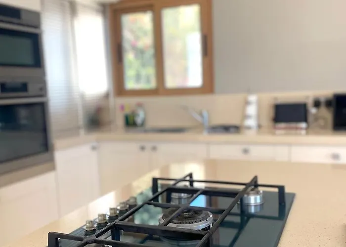 Stunning Sea View And Pool - The View ヴィラ